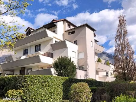 meylan-4p+c 90m2 avec garage  au coeur de la verdure