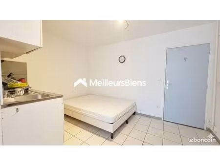 appartement 1 pièce 17 m²