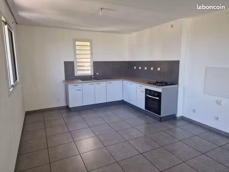 t4 vue mer saint joseph