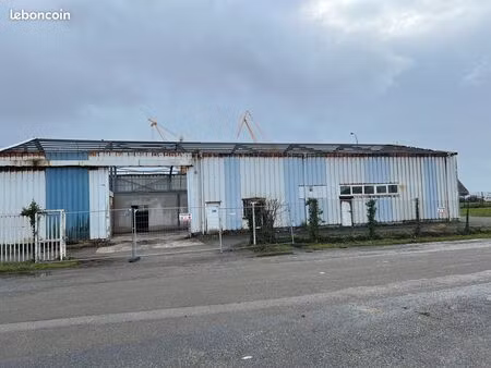 hangar métallique à vendre - 450m2