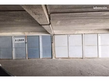 location box garage bondy