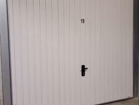 location local 23m² montpellier port-marianne