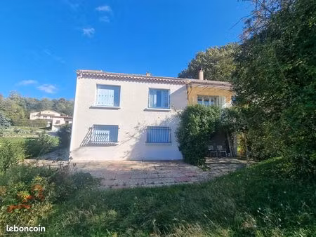 maison – 3 chambres – quartier résidentiel – vue pilat