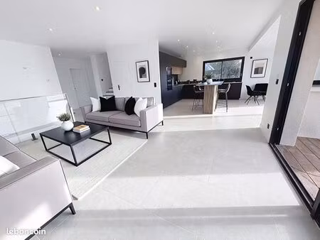 maison 5 pièces 162 m²