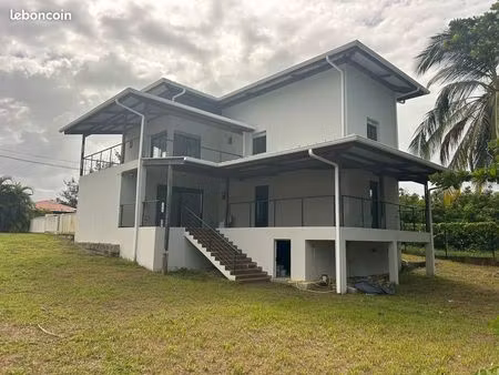 villa contemporaine cayenne