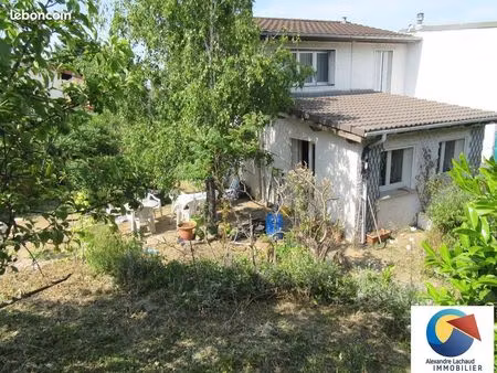 pavillon 5 pièces 96 m²