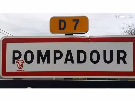 terrain à bâtir au cœur de la cité du cheval