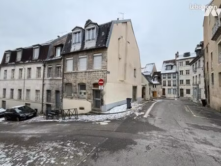 immeuble 105 m² besancon