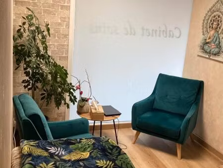 cabinet idéalement situé centre bien être