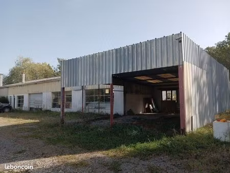 local commercial 18730 m² vendeuvre-sur-barse