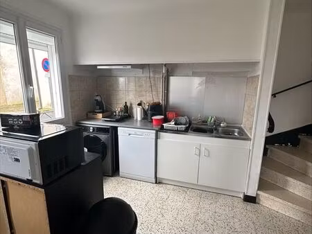 location maison de village