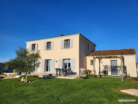 maison contemporaine lumineuse