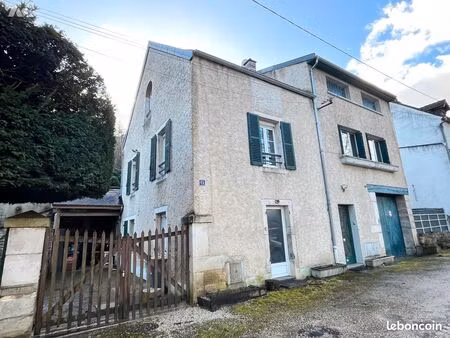 maison 7 pièces 159 m²