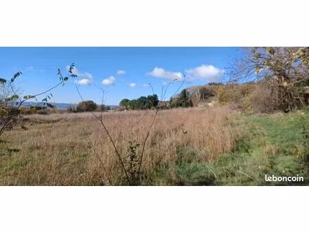 terrain 810 m² montboucher sur jabron