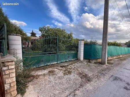 terrain à vendre sur st quentin la poterie