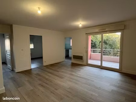 à louer t3 centre dax totalement rénové