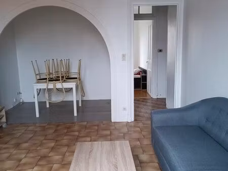 loue appartement t2