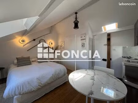 studio 1 pièce 10 m²