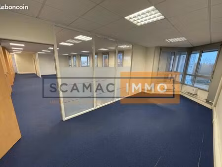 bureau 158 m²