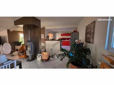 maison de ville avec terrasse et garage