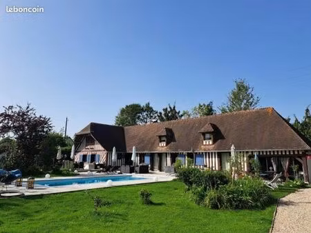 maison aux portes de la campagne