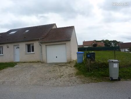 maison à orchamps ( entre dole et besançon)