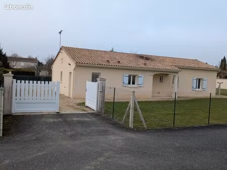 maison individuelle de 112 m2 à triac-lautrait