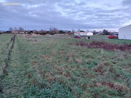 terrain 787 m² port d envaux