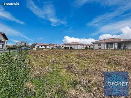 terrain 623 m² saubusse