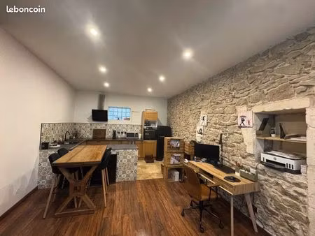 appartement 56 52 m² – 2 chambres – dpe a – rdc entrée indépendante – nîmes