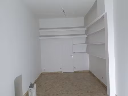 local commercial cœur puces saint-ouen - petit loyer 515 - emplacement premium - cession d