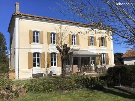 maison 5 pièces 164 m²