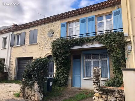 maison de ville dans quartier calme