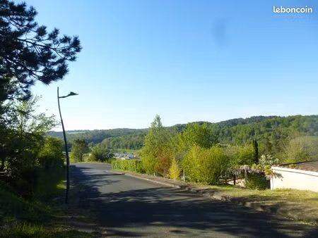 terrain viabilisé n.d de sanilhac