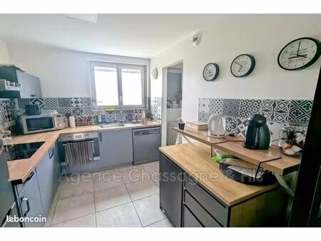 appartement 4 pièces 69 m²