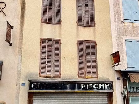 immeuble 8 pièces 120 m²