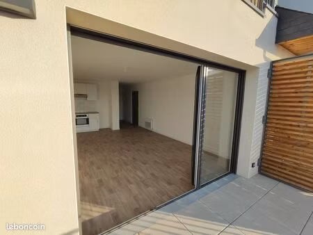 location appartement montfort s/meu état neuf
