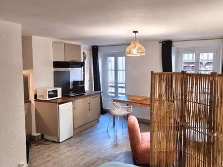 t1 meublé de 28m2 - hyper centre de saint-brieuc