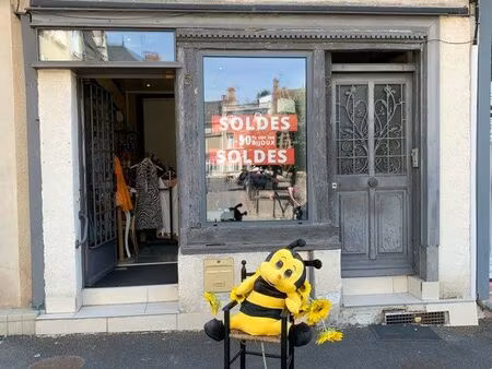 loue local commercial