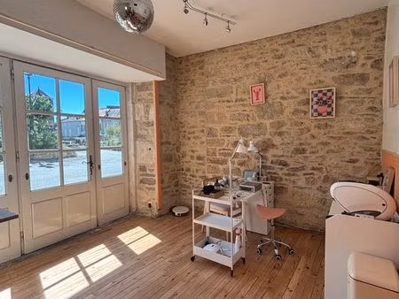 local commercial 30m2