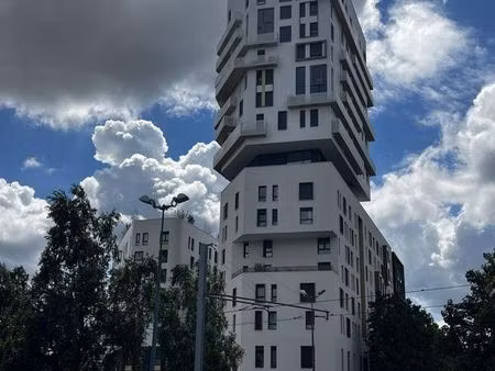 local 968 m² noisy-le-sec