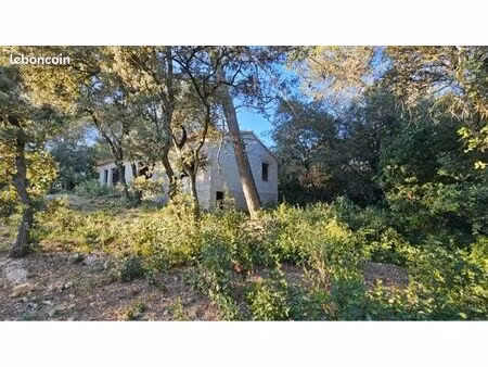 maison en construction à finir