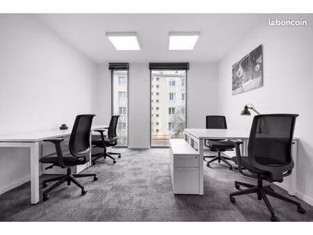 bureau privé à louer pour 5 personnes à stop & work brunoy