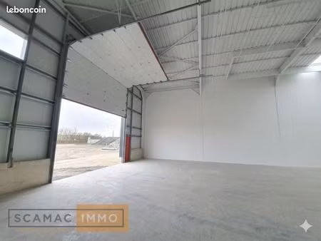 local d'activité 200 m²