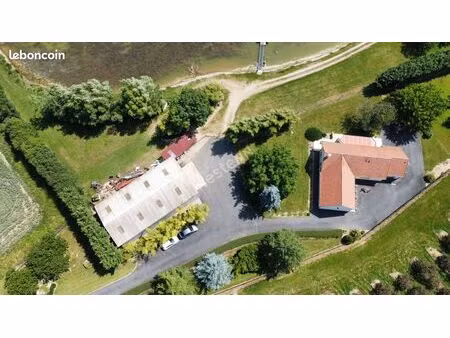 maison 4 pièces 164 m²