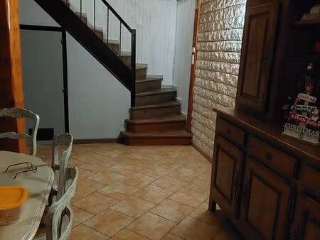 maison de village avec garage et terrasse + terrain