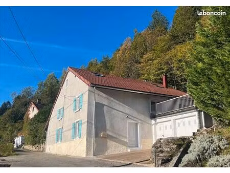 vends maison rénovée - haut jura – 4 chambres – bureau - toiture neuve
