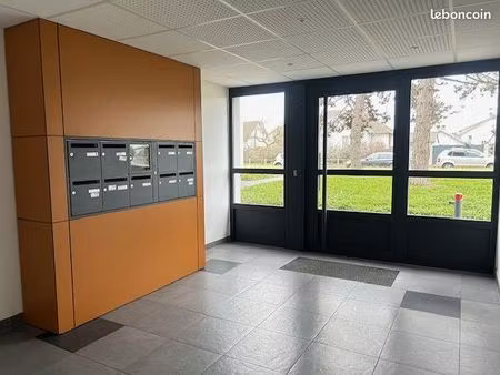 appartement 6 pièces 42 m²