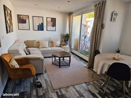 vends très bel appartement