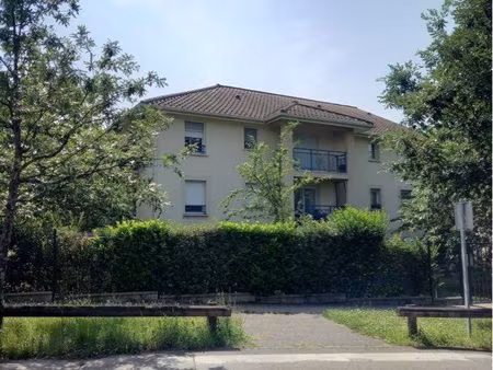 bel appartement t2 à villefontaine